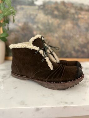 Kalso Earth Winter Boots Negative Heel Distressed Suede Leather